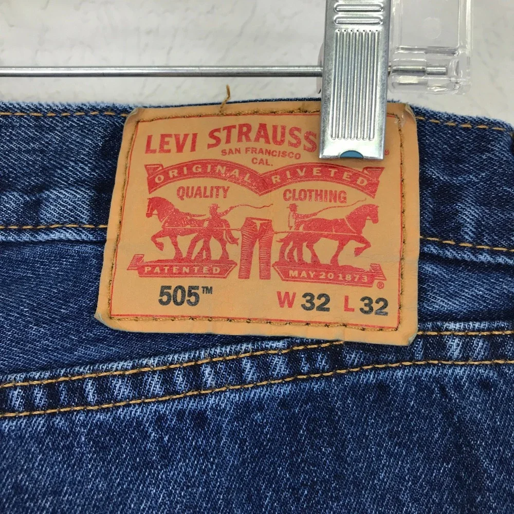 Levis 505 Jeans Mens 32x32 (32x30) Blue Regular Fit Straight Leg Dark Wash Denim
